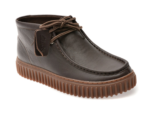Ghete CLARKS maro, TORHILL HI, din piele naturala